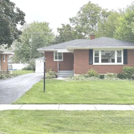 Buy this 3 bed house on 5804 Lyman Avenue in Downers Grove, IL 60516