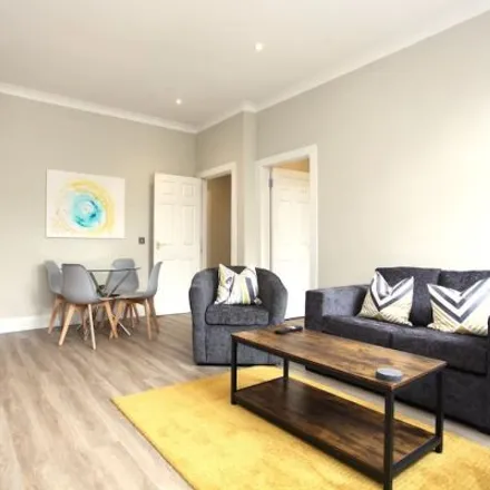 Rent this 5 bed apartment on 620 Crow Road in Glasgow, G13 1NP