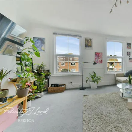 Image 1 - unnamed road, Stockwell Park, London, SW4 6QU, United Kingdom - Apartment for sale