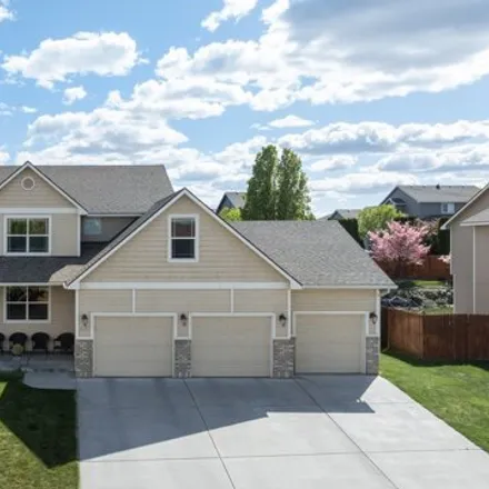 Buy this 4 bed house on 8503 West 6th Avenue in Kennewick, WA 99336
