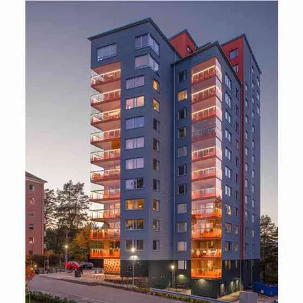 Rent this 3 bed apartment on Bockhornsvägen 5 in 582 44 Linköping, Sweden