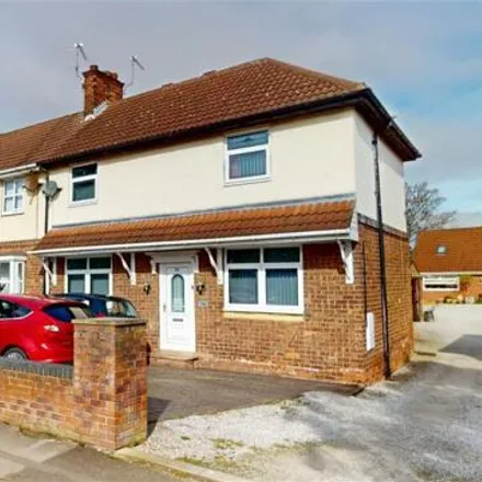 Buy this 3 bed duplex on Broomhouse Lane/Stubbins Hill in Broomhouse Lane, Edlington