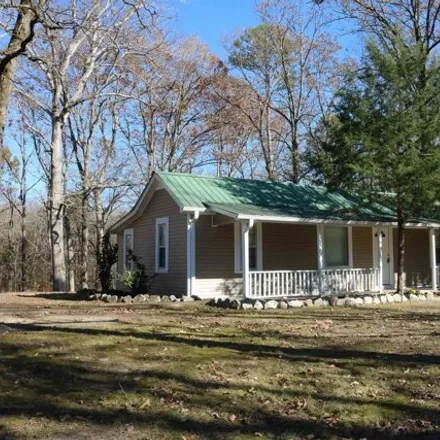 Image 2 - 930 Y M C A Lane, Caney Hollow, Hardin County, TN 38326, USA - House for sale