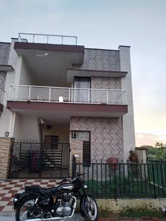 Buy this 3 bed house on unnamed road in Sector 127, Khuni Mazra - 140307