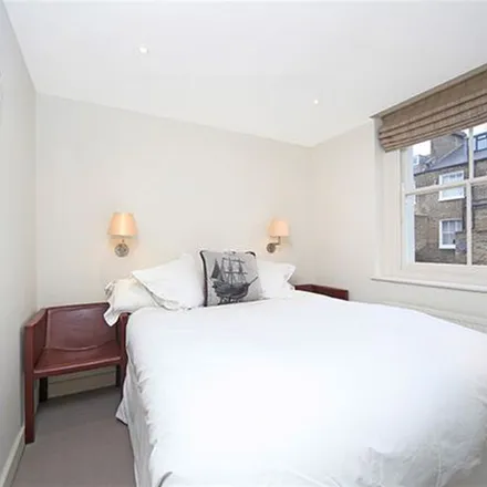 Image 2 - 56 Portobello Road, London, W11 2QD, United Kingdom - Apartment for rent