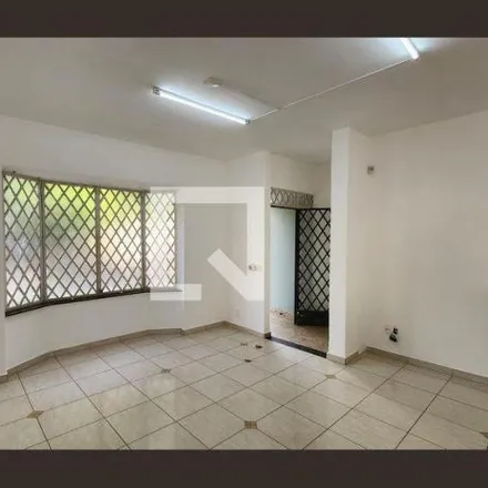 Buy this 6 bed house on Rua Rodrigo Soares de Oliveira in Anhangabaú, Jundiaí - SP