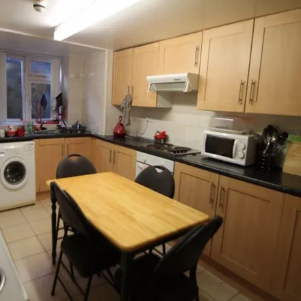 Rent this 7 bed house on 37 Chestnut Avenue in Leeds, LS6 1BA