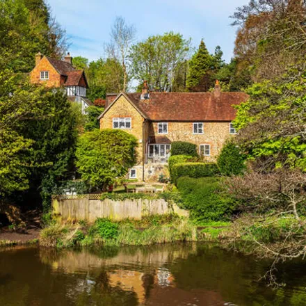 Buy this 4 bed duplex on Ferry Cottage in Ferry Lane, Guildford