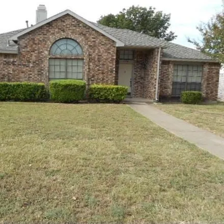 Rent this 3 bed house on 134 Wildwood Drive in DeSoto, TX 75115