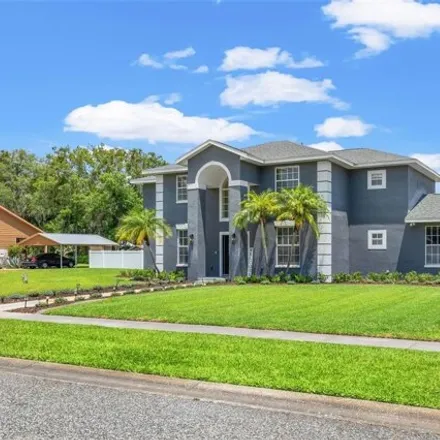 Buy this 4 bed house on 907 Hillary Circle in Lutz, FL 33548