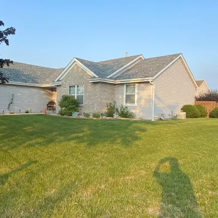 Buy this 3 bed house on 839 North Sandy Lane in Elkhorn, Walworth County