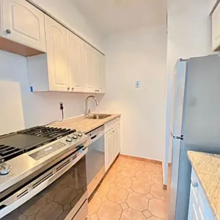Rent this 1 bed apartment on The Delegate in 301 East 45th Street, New York