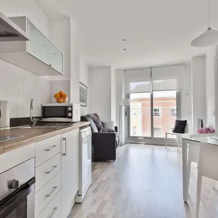 Rent this 2 bed apartment on Carrer d'Holanda in 08903 l'Hospitalet de Llobregat, Spain