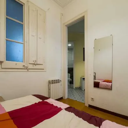 Rent this 5 bed apartment on Carrer d'Aribau in 08001 Barcelona, Spain