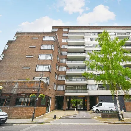 Rent this 2 bed apartment on Sussex Gardens in London, W2 2RN