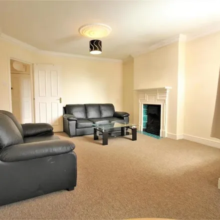Image 3 - 23 Dartmouth Road, London, NW2 4RT, United Kingdom - Apartment for rent