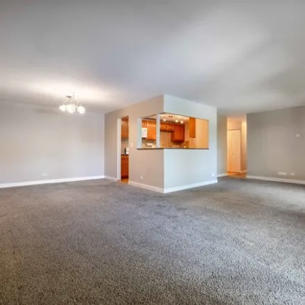 Image 4 - unnamed road, Arlington Heights, IL, USA - Condo for sale