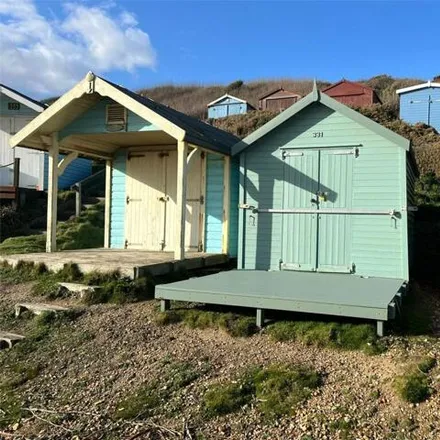 Buy this studio house on Cliff Road in Milford on Sea, SO41 0LX