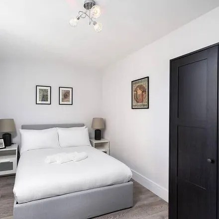 Rent this 2 bed apartment on London in EC1V 3SL, United Kingdom
