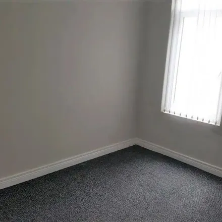 Rent this 3 bed apartment on 28 Carrington Street in Belfast, BT6 8LU