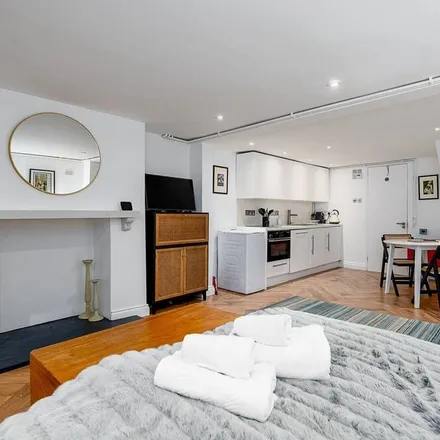 Rent this studio apartment on London in E9 7PW, United Kingdom