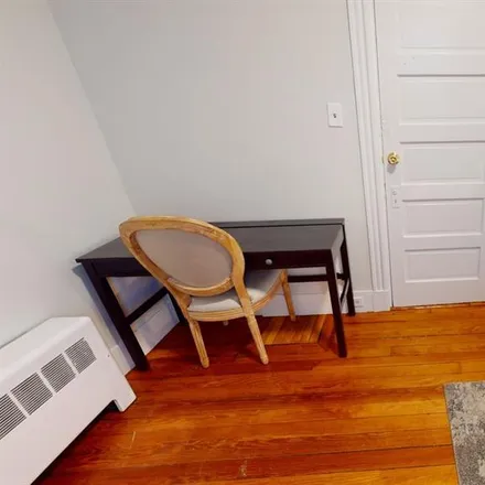 Image 2 - 52 Crescent Avenue, Boston, MA 02125, USA - Apartment for rent