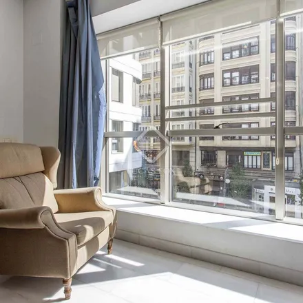 Rent this 4 bed apartment on Cosin in Carrer d'Hernán Cortés, 17