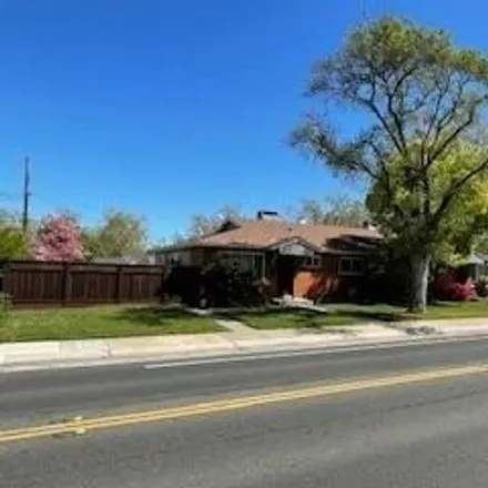 Image 2 - The House of Authentic Ingredients, 4701 H Street, Sacramento, CA 95819, USA - House for sale