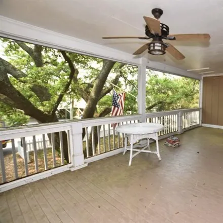 Image 3 - 258 16th Avenue South, Surfside Beach, Horry County, SC 29575, USA - House for sale