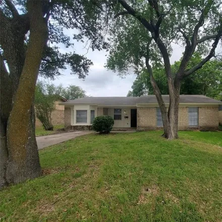 Rent this 3 bed house on 1541 Shorecrest Drive in Garland, TX 75040