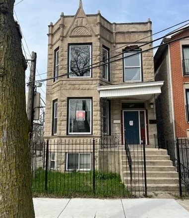 Image 1 - 1825 South Saint Louis Avenue, Chicago, IL 60624, USA - House for sale