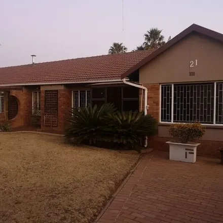 Image 2 - Silver Street, Goedeburg, Gauteng, 1518, South Africa - Apartment for rent