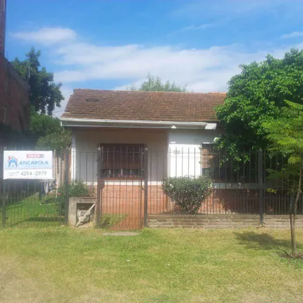 Buy this 2 bed house on Doctor Yraola in B1854 BBB Longchamps, Argentina