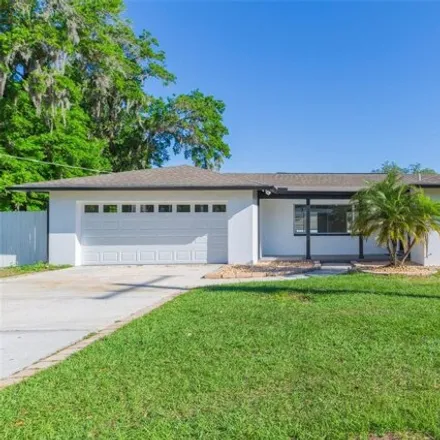 Buy this 3 bed house on 37132 Suwanee Way in Dade City, FL 33523