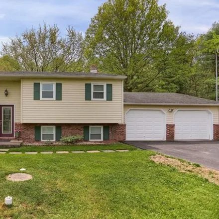 Buy this 3 bed house on 153 Stence Lane in Upper Paxton Township, PA 17061