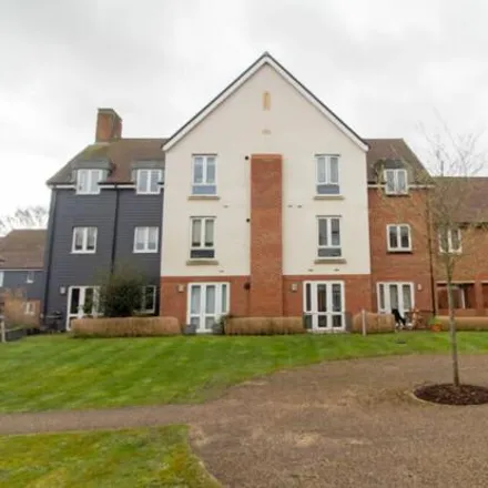 Buy this 2 bed apartment on unnamed road in Waterlooville, PO7 7GW