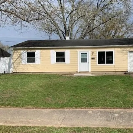 Buy this 3 bed house on 964 Sheffield Drive in Mason, OH 45040