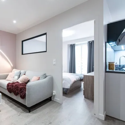 Rent this 1 bed apartment on Grenoble in Isère, France