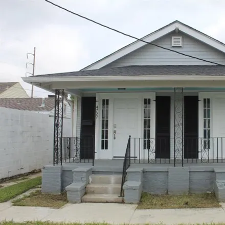Rent this 2 bed house on 4727 Baudin Street in New Orleans, LA 70119