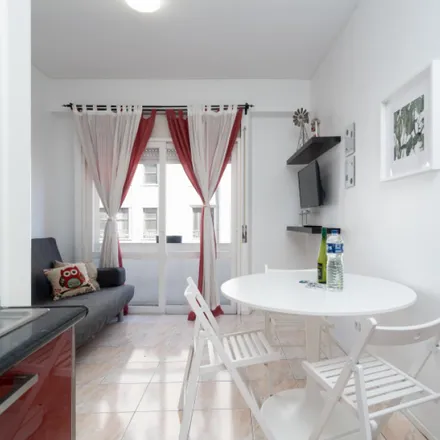 Image 9 - Casa Neves, Rua de Fernandes Tomás, 4000-219 Porto, Portugal - Apartment for rent