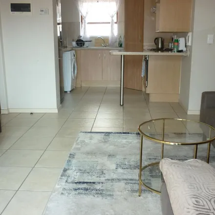 Image 4 - Wimpy, Douglas Drive, Douglasdale, Randburg, 2155, South Africa - Apartment for rent