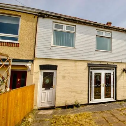 Buy this 4 bed duplex on Pant y Dwr in Tredegar, NP22 3RZ