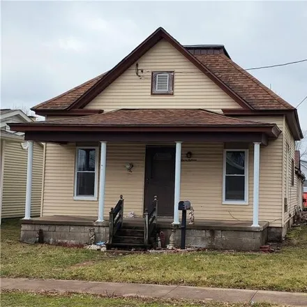Buy this 3 bed house on 521 West Blackwood Street in Sullivan, IL 61951