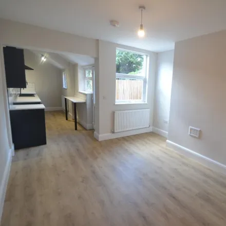 Rent this 2 bed townhouse on 155 Hartley Road in Nottingham, NG7 3DW