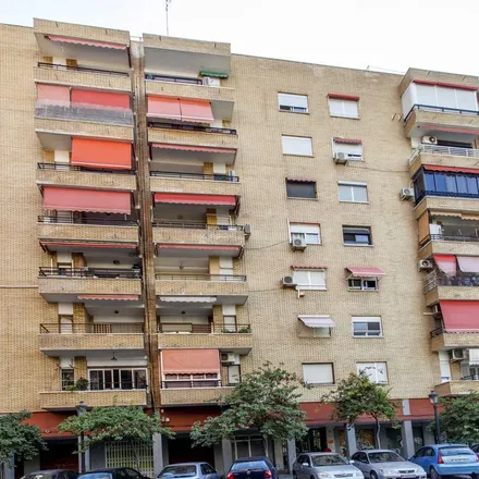 Image 8 - Avinguda de la Malva-rosa, 10, 46011 Valencia, Spain - Apartment for rent