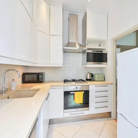 Image 4 - Sloane Gate Mansions, D'Oyley Street, London, SW1X 9AH, United Kingdom - Apartment for rent