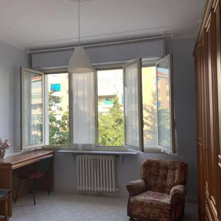 Image 2 - Via Giovanni Roveda 18e, 10135 Turin TO, Italy - Apartment for rent