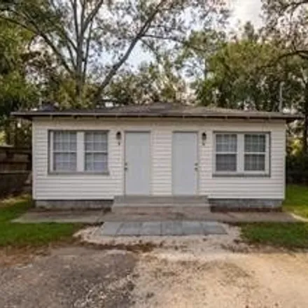 Rent this 1 bed house on 2732 Lincoln Avenue in Lincoln Park, Slidell