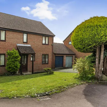 Buy this 4 bed house on 63 Fogwell Road in Cumnor, OX2 9SD