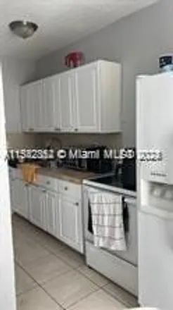 Image 6 - 7920 Harding Ave Apt 11, Miami Beach, Florida, 33141 - Condo for rent
